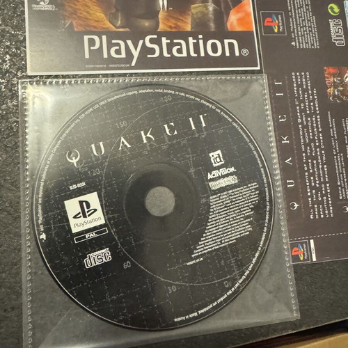 Quake 2 PlayStation PS1 game used with repro printed covers