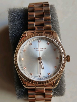 Lee Cooper women's watch like new, rose gold