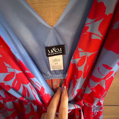 Mix & Match Soraya Dress like new, floral blue and red, size S