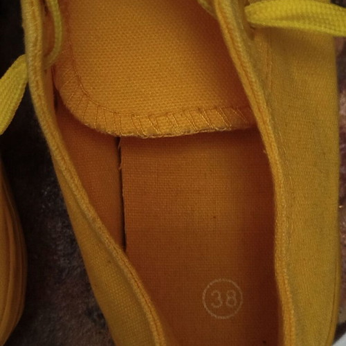 Denim yellow sneakers used, size 38
