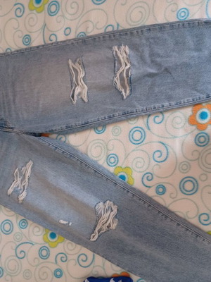 Jeans new with rips, size 30, high waist mom, blue