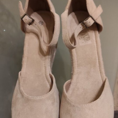 Beige suede platform sandals size 39 new with medium espadrille heel