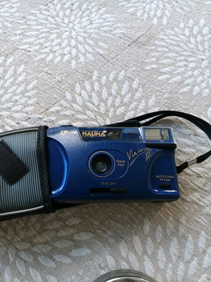 Halina Vision analog camera model Vision III focus free like new