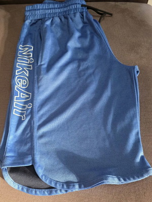 Nike sports shorts new, dark blue M and light blue XXL