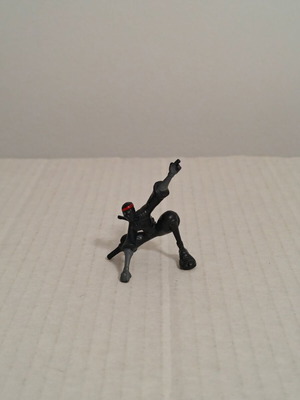 Teenage Mutant Ninja Turtles mini figure used, right foot cut