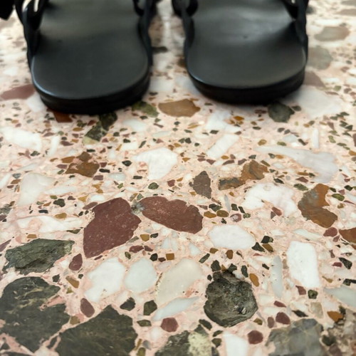 Zara men's sandals black like new, size 43