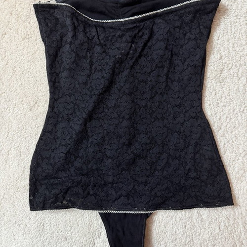 Black lace bodysuit strapless, like new, size Small