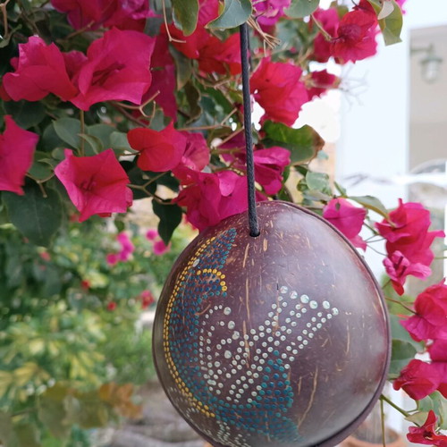 Handmade coconut shoulder bag used