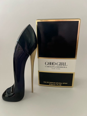 Good Girl Carolina Herrera 30ml perfume like new