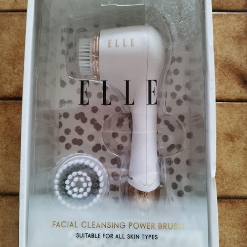 Facial Cleansing Power Brush new, suitable for all skin types