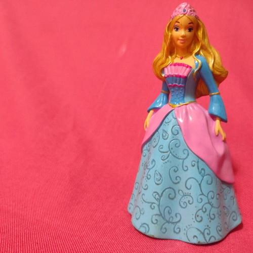 Barbie Rozella Princess of the Magic Island figure like new