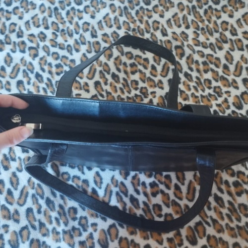 Black shoulder bag made of faux leather, like new