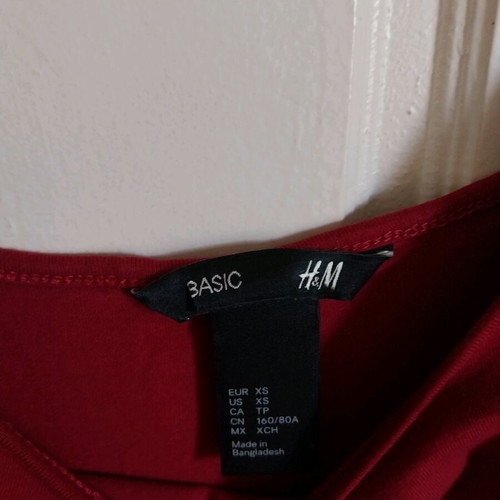 H&M dress like new, burgundy super mini and stretchy
