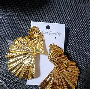Σκουλαρίκια zara μεγάλα χρυσά βεντάλια αφορετα