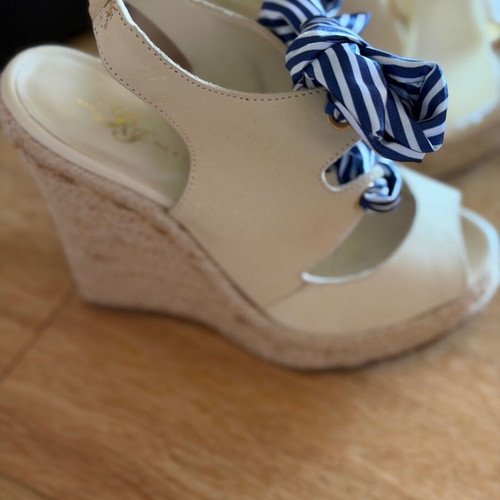 River Island beige espadrilles like new with changeable ribbons