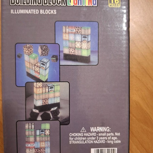 Minecraft LED kids table lamp with 16 blocks new