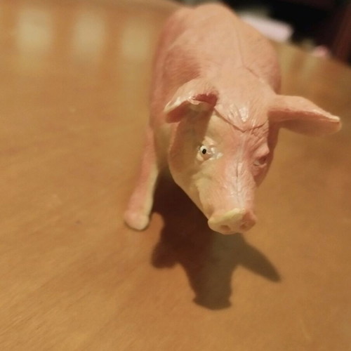 Pig miniature used, hard plastic