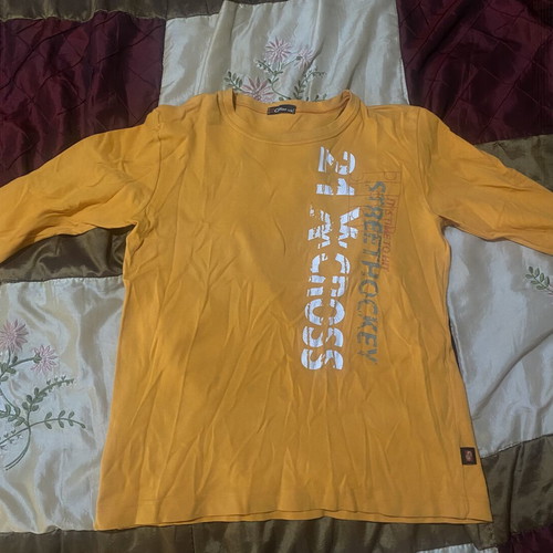 Long-sleeve shirt like new, size M, orange
