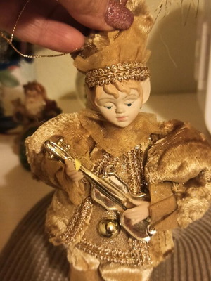 Christmas ornaments like new in golden shade