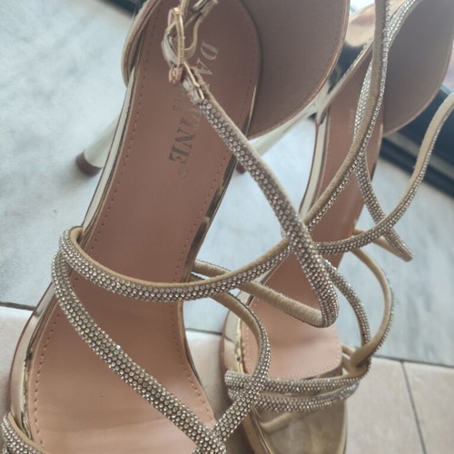 Luigi sandals with crisscross straps and strass, gold, size 38