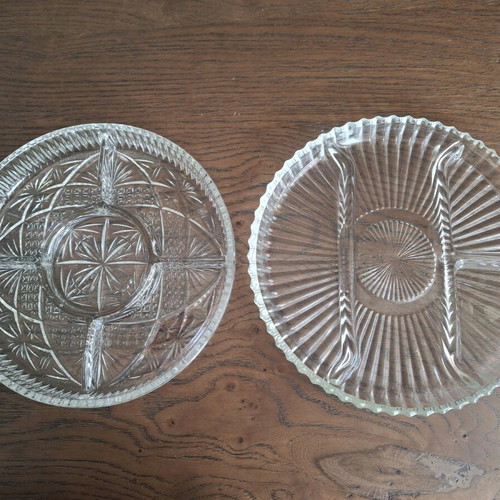 Nut bowls used, 24 and 25 cm, with small chip