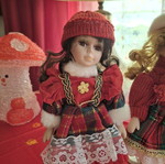 Christmas porcelain dolls like new, set of 2 pieces