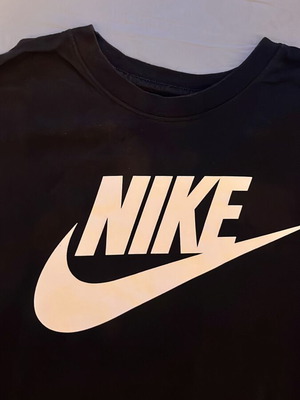 Nike Tee Sportswear Icon Futura T-shirt like new, black, size M