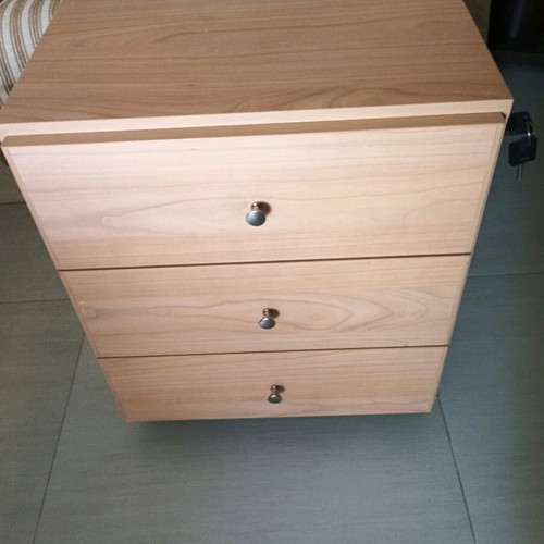 SATO office drawer like new, wheeled with three drawers and keys