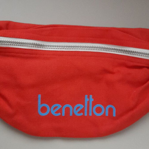 Τσαντάκι μέσης Benetton καινούργιο, κόκκινο, cotton 100%