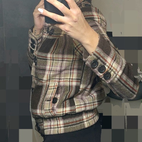 Checked brown coat like new, size large