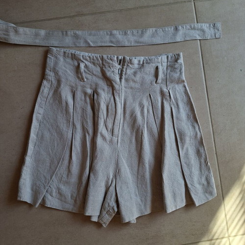 Zara high-waisted linen shorts with belt, used, beige, XS