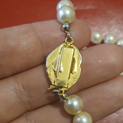 Necklace with faux pearls vintage, 42 cm, like new