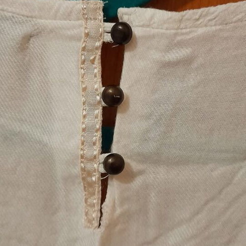 Stradivarius sleeveless blouse cream with lace like new