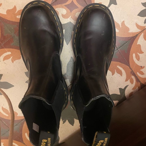 Dr. Martens Chelsea boots polished smooth black like new, size 39