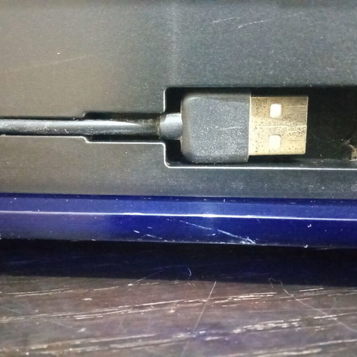 Vertical Stand with Blue LED and 3-Port USB Hub for PS4 Fat used