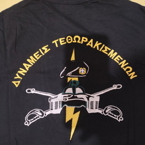 Armored T-shirt like new, medium size, sewn patches