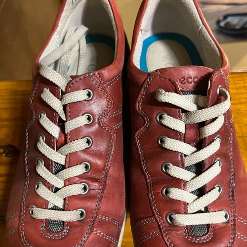 Ecco women's sport shoes like new, leather, size 39