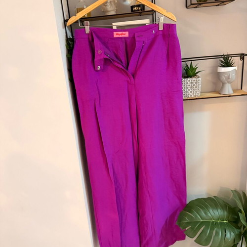 Karavan fabric pants like new, purple, size L