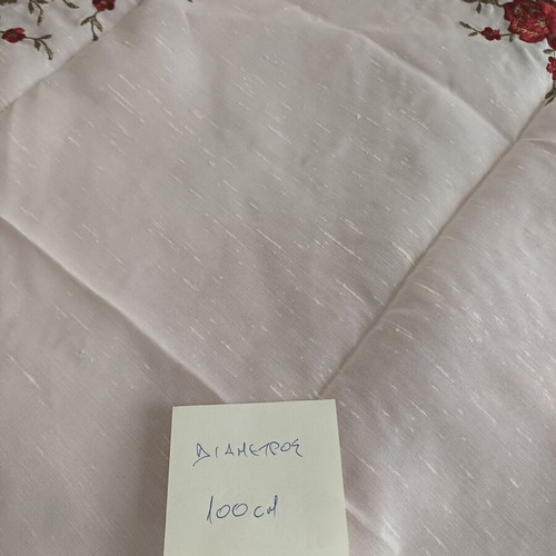 Round tablecloth with embroidery