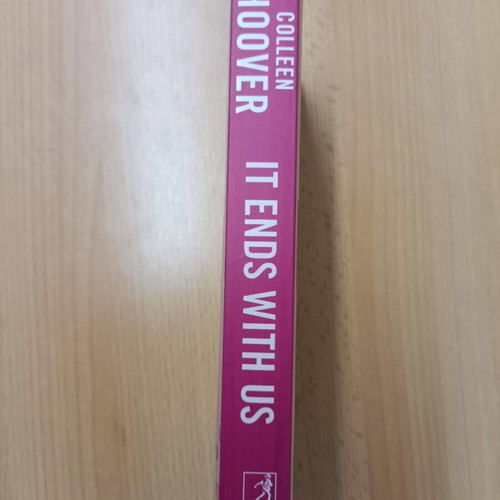 It Ends With Us book like new, English