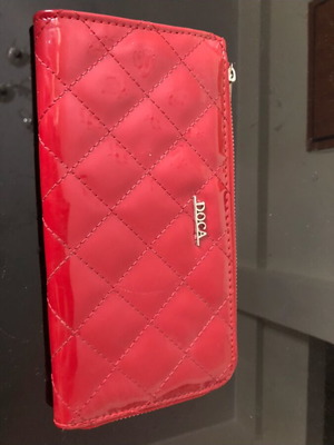 Doca wallet like new