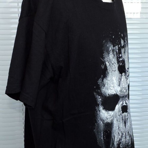 Crossbones Marvel Comics roundneck T-shirt like new, size XL