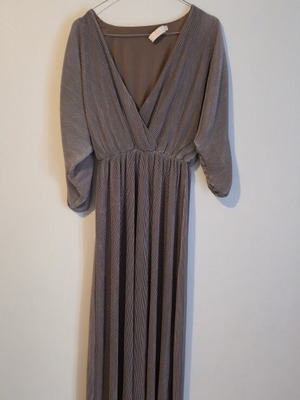 JCL Paris Pleated Maxi Dress like new, beige-brown