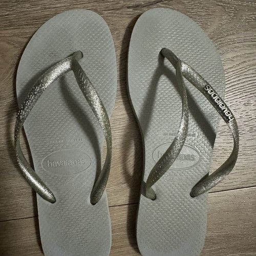 Havaianas silver slippers size 38