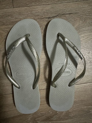 Havaianas silver slippers size 38