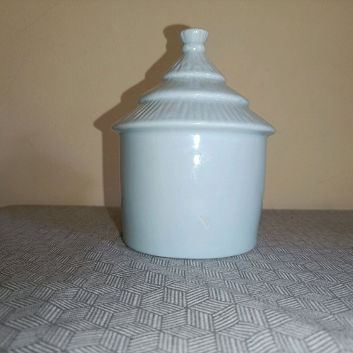 Ceramic Hamster House like new, blue, suitable for dwarf hamsters