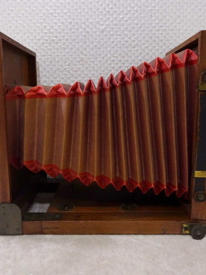 Wooden camera 1910 used