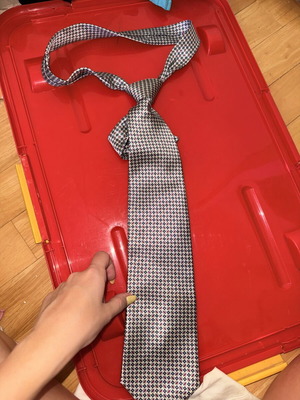 Tie, grey