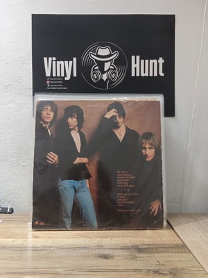 Patti Smith Easter LP used, folk 1978