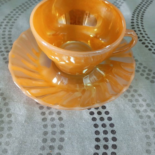 Vintage cups set of 5 with saucers like new